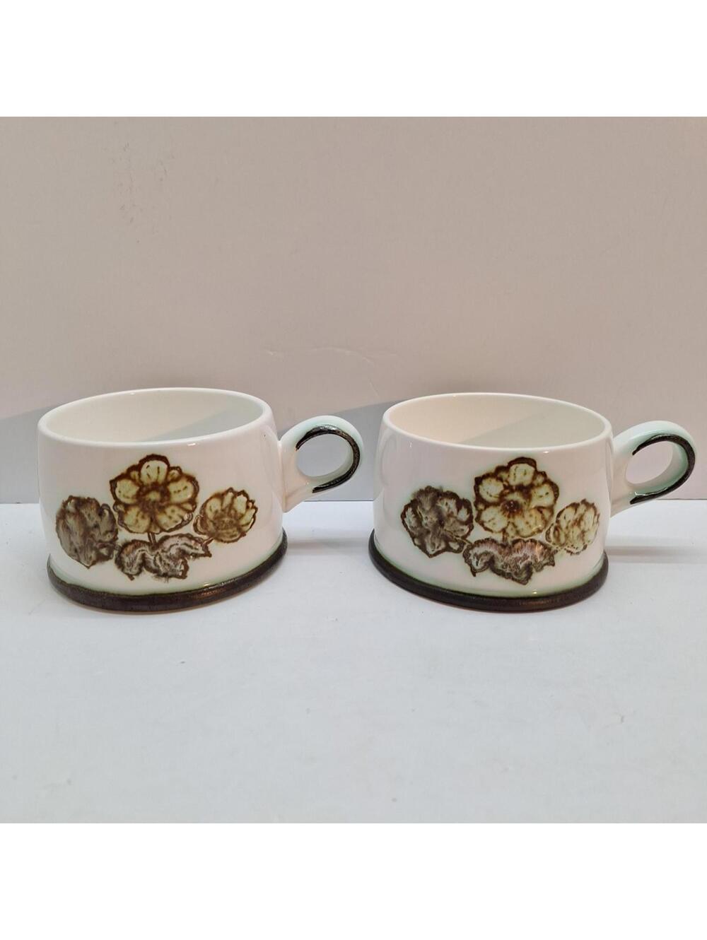 Wedgwood Lot Of 2 Primrose Floral Vintage Mugs/Cups 8 Oz Made In England